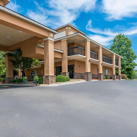 Quality Inn & Suites Рокінгем Екстер'єр фото