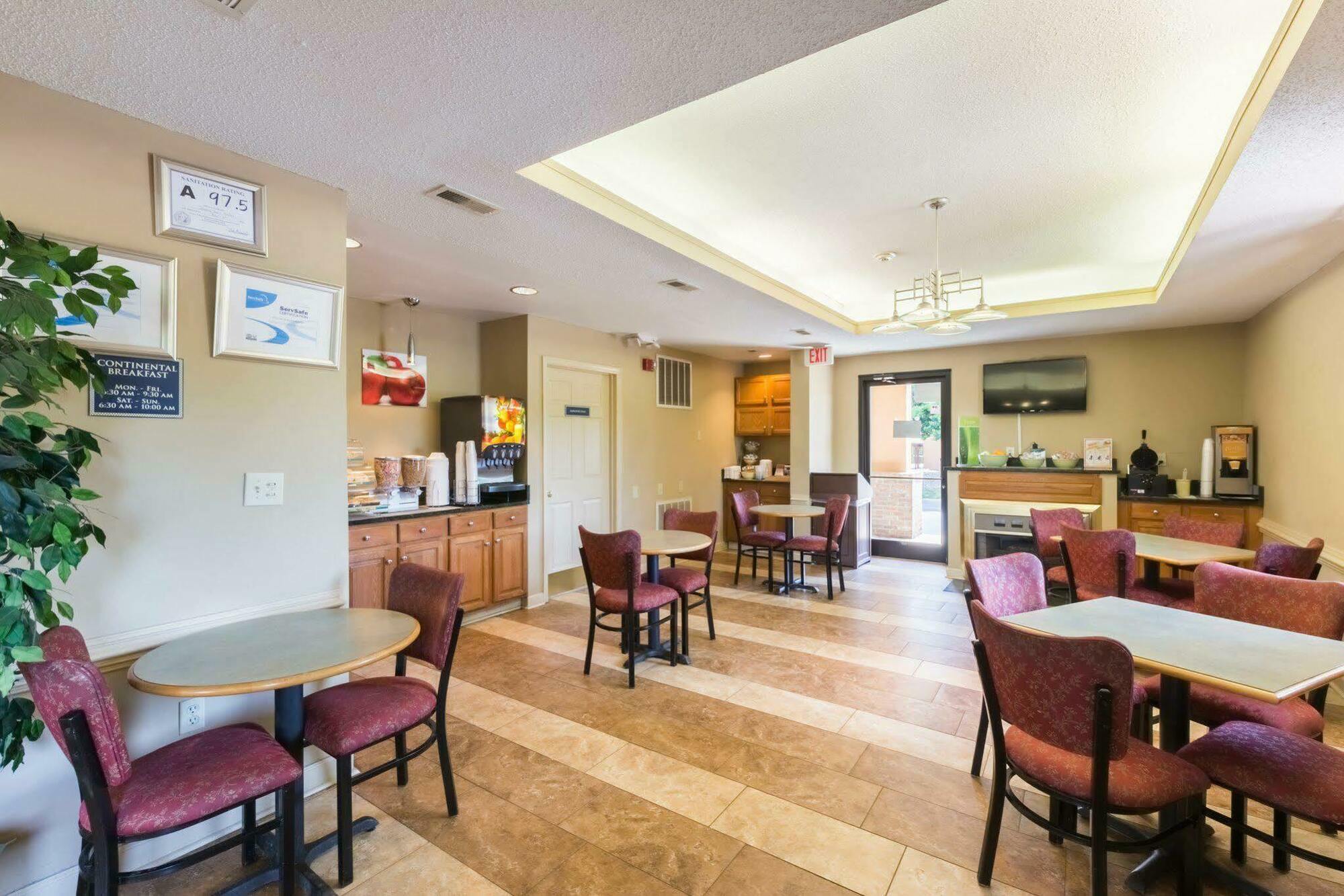Quality Inn & Suites Рокінгем Екстер'єр фото