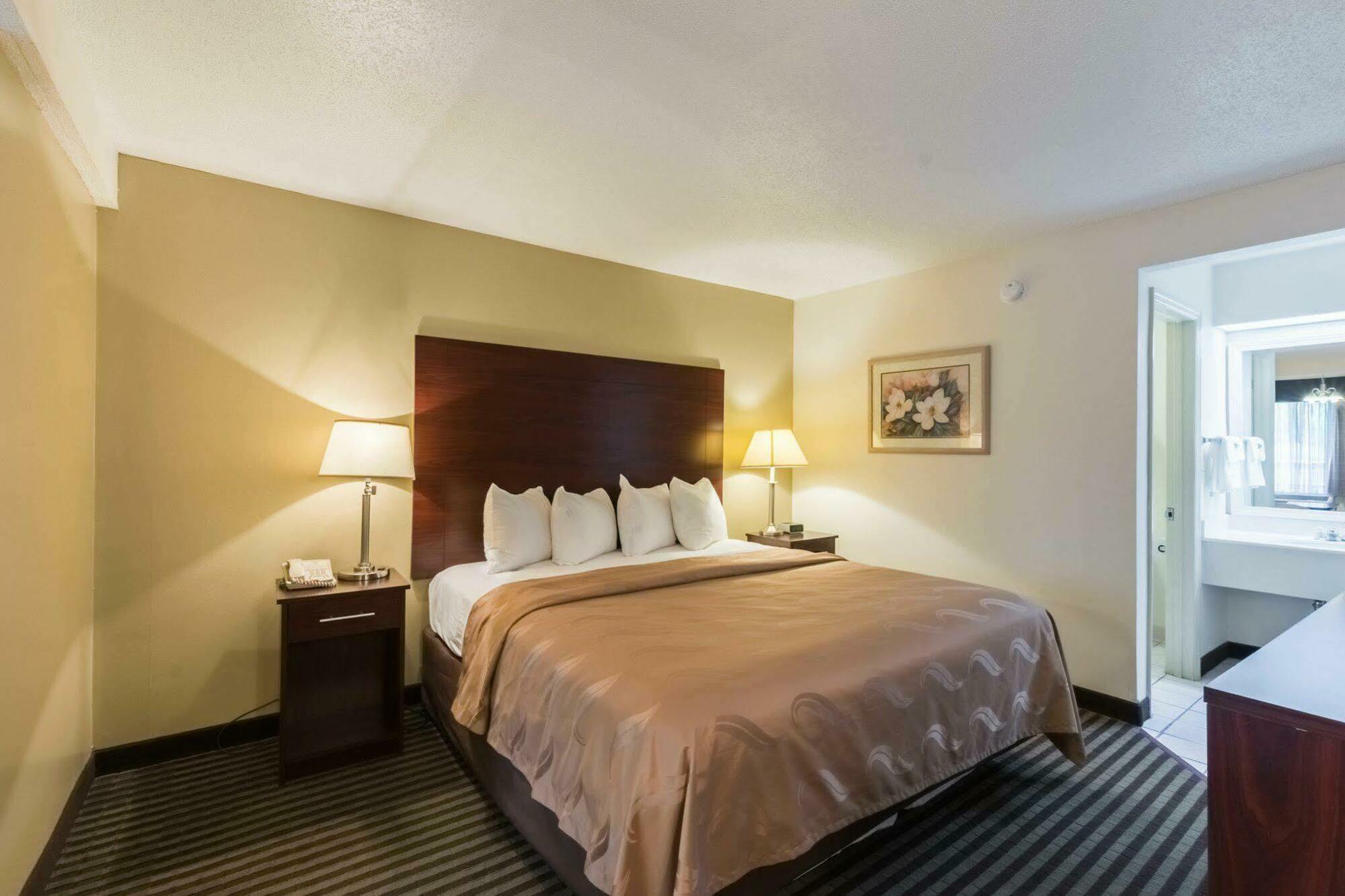 Quality Inn & Suites Рокінгем Екстер'єр фото